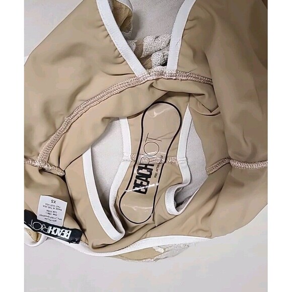 Free People BEACH RIOT Embroidered Flower One-Piece Swimsuit Women's Sz XS NWOT - Picture 6 of 7